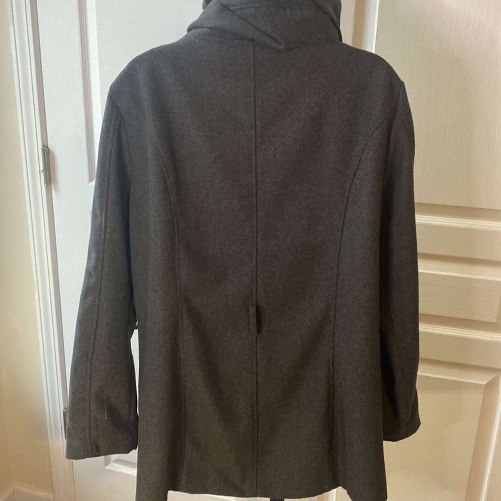 WOMEN’S PRE-OWNED GRAY DOUBLE-BREAST COAT - Picture 6 of 12